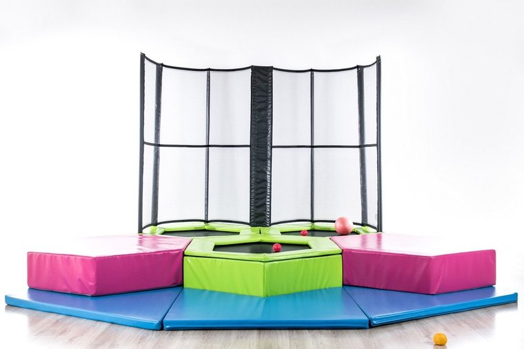 Peuter Mini Trampolinepark, 3 trampolines sfeer foto 