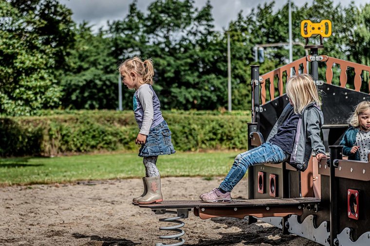 loopplank Speeltoren Pirates Olympia Piratenschip Openbaar