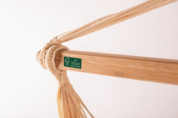 detailfoto van de touwen en de spreidstok van de Hangstoel Domingo Comfort Sea Salt