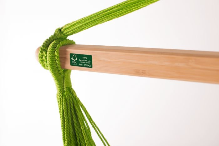 detailfoto van de spreidstok en de touwen van de Hangstoel Domingo Basic Lime