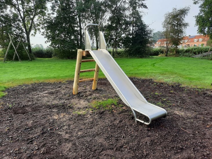 Vrijstaande Glijbaan RVS met Robinia Trap 150cm