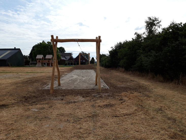 sfeerfoto 1 van de Robinia Kabelbaan zonder startplateau - met geluidsarme staalkabel