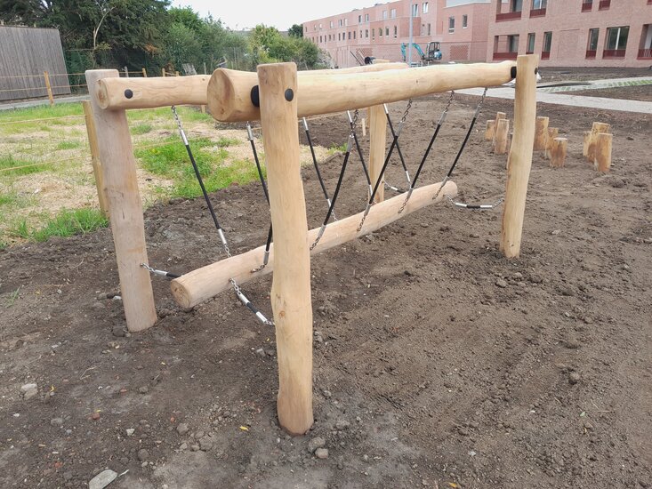 Robinia Zwevende Balanceerbalk met Gewapend Touw Openbaar (Serie 35)