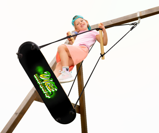 kind staat op Skateboard Staschommel Zwart met BR-touw Zwart