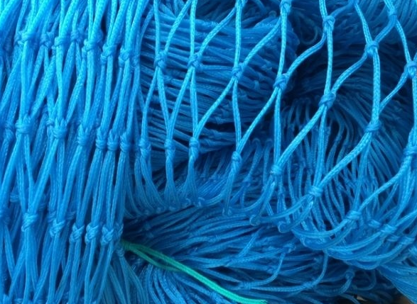 Blauw Zandbaknet maaswijdte 45mm op maat