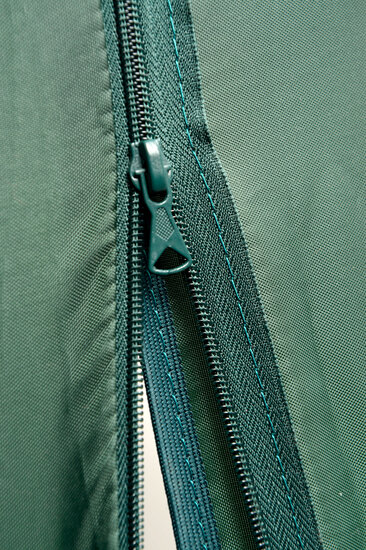 Detail ritssluiting beschermhoes Royaal