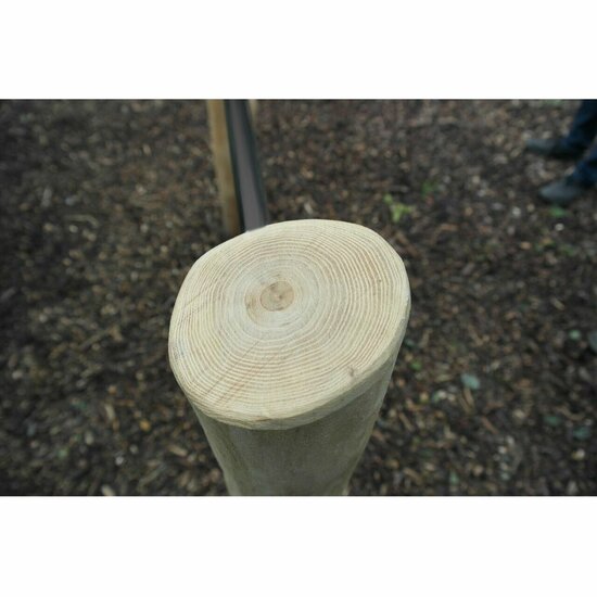 detail houten staander