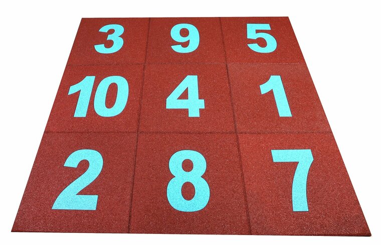 bovenaanzicht van Rubber Hink-Stap-Sprong Tegels 50x50x4,5cm Rood met Blauwe Cijfers