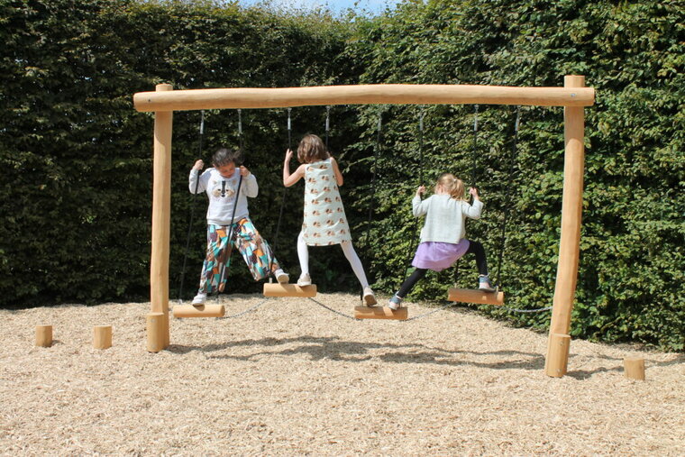 Eco-Play Robinia Gazelle 