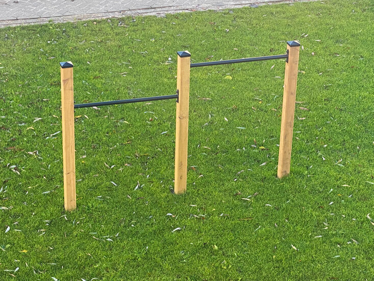 Duikelstang 125cm mat zwart twee keer