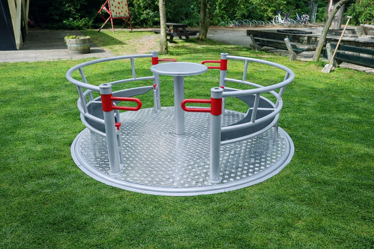 Openbare speelplaats Carrousel voor Rolstoel