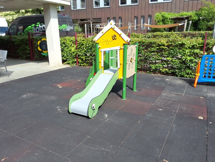 Voorkant Ledon Speeltoren MiniPlay Anne Openbaar