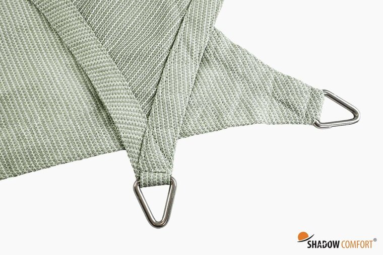 driehoeksogen van Vierkant Schaduwdoek Moonstone Green met 4 Robinia Palen Basic