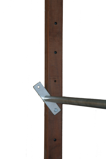 Duikelstang verstelbaar 120cm met verduurzaamd houten Palen Duo zijkant