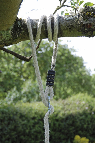 Detail ophanging Boomschommel met 6 meter PH-touwen verstelbaar