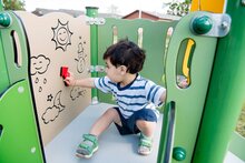 sfeerfoto speel toren speelhuis glijbaan kinderen