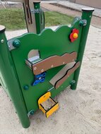 detailfoto speelpaneel zand en water