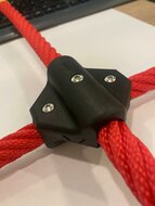 sfeerfoto met touw van de Kunststof X-connector voor &Oslash;16 mm gewapend touw zwart