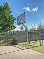 Basketbal Bord Professioneel Openbaar 180 x 120 cm sfeerfoto voor