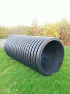 Kruiptunnel op gras