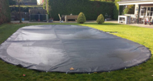 Sfeerimpressie Zandbaknet maatwerk PVC fijnmazig 257 x 235 cm Zwart voorbeeld