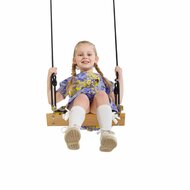 meisje schommelt op Schommelpakket 3-in-1 met Zwart BR-touw