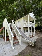 RVS Glijbaan in speelhuisje