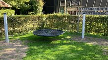 schommel met netschommel 180cm groot openbaar
