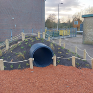 Kruiptunnel 2 meter zwart/zwart &Oslash;100cm bij boomschors
