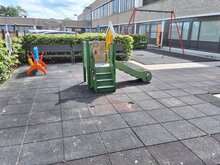 Zijkant Ledon Speeltoren MiniPlay Anne Openbaar