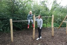 Duikelrek 120 cm met Robinia Palen Duo Openbaar